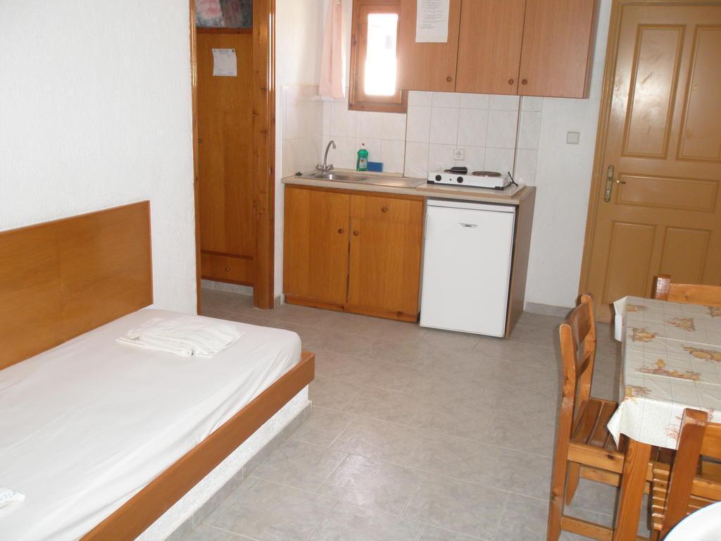 Artemis Hotel Ájosz Sztéfanosz Kültér fotó